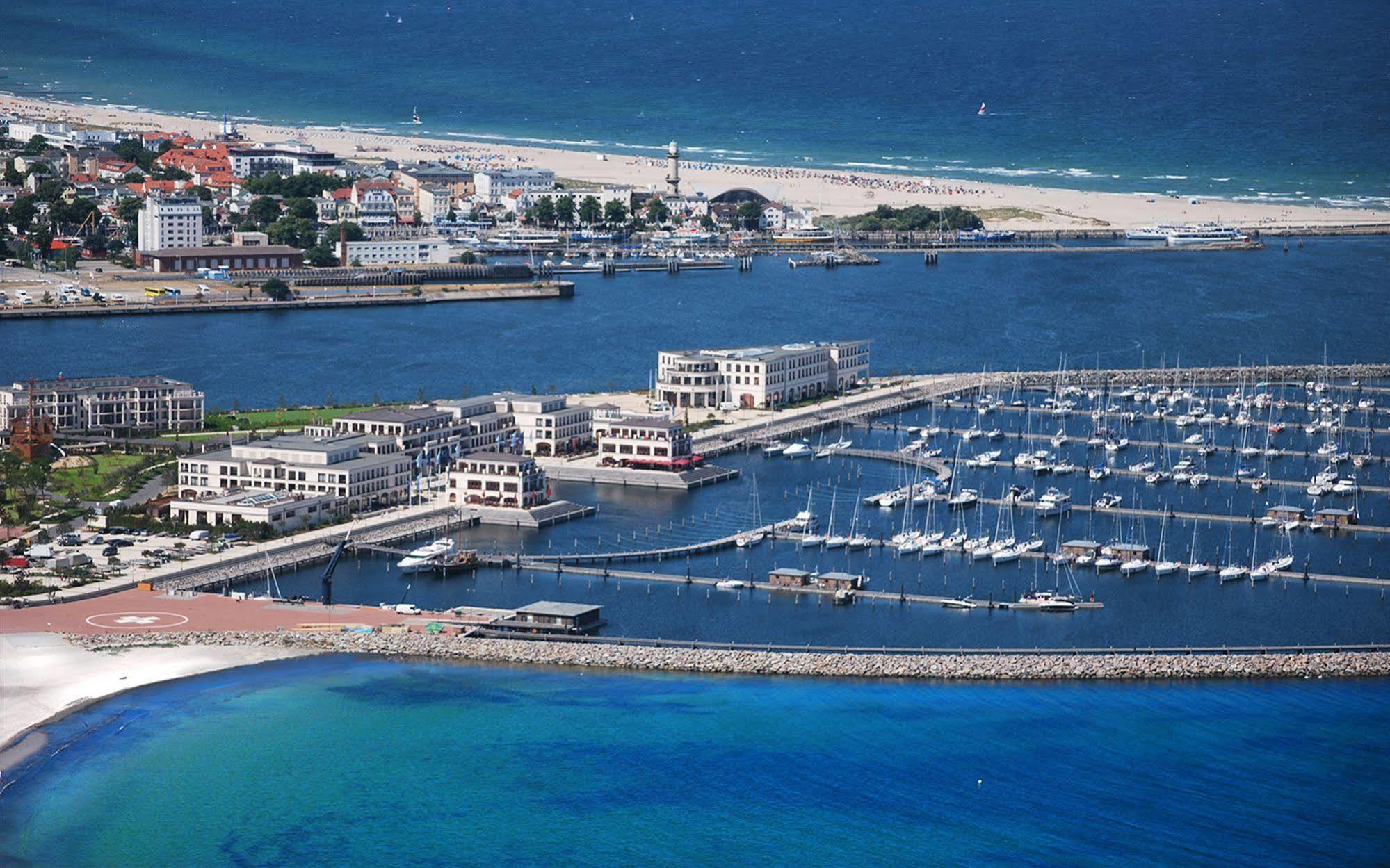 Yachthafenresidenz Hohe Duene Hotel Rostock Kültér fotó Marina del Rey